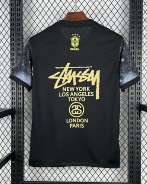 Camiseta Brasil Cristo Redentor x Stussy